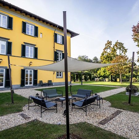 Villa Pacini - Just 1,8 Km Outside Lucca Wall - Pool Exterior photo